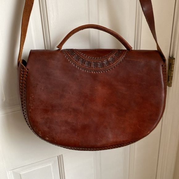 Mexico handtooled  leather bag - Picture 3 of 8